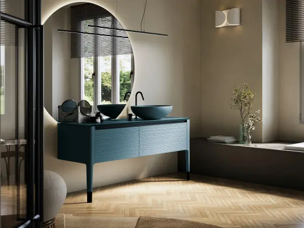 Waschtisch mit Auflagebecken, Serie REVERSO, 155 x 52 cm. Individuell geplanter Waschplatz nach Maß.